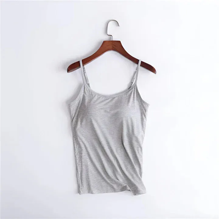 Elegantes Top mit integriertem BH
