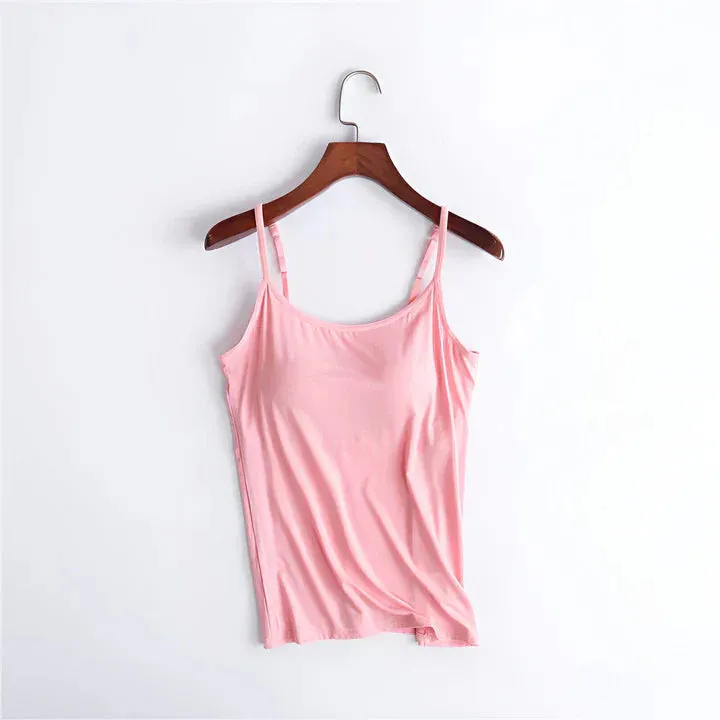 Elegantes Top mit integriertem BH